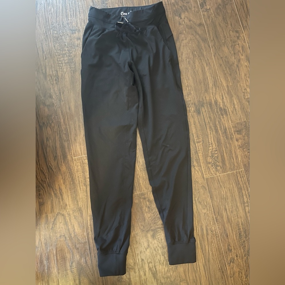 Zyia Black Ascend Joggers